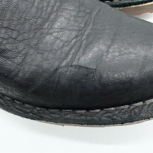 L.L. Bean Stonington Black Leather Slip On Flat Loafers Size 8.5 Minimal Office - Picture 5 of 12